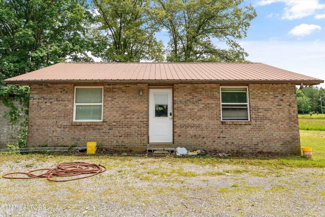 9476 Morgan Co Hwy, Home with 0 bedrooms, 0 bathrooms and null parking in Sunbright TN | Image 4
