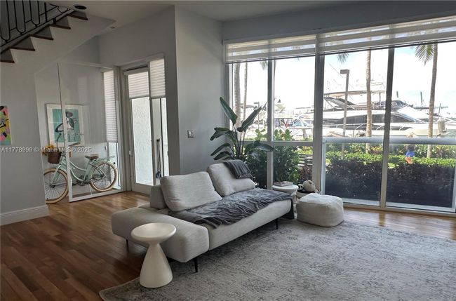 STE-4M - 400 Alton Rd, Condo with 1 bedrooms, 2 bathrooms and null parking in Miami Beach FL | Image 8