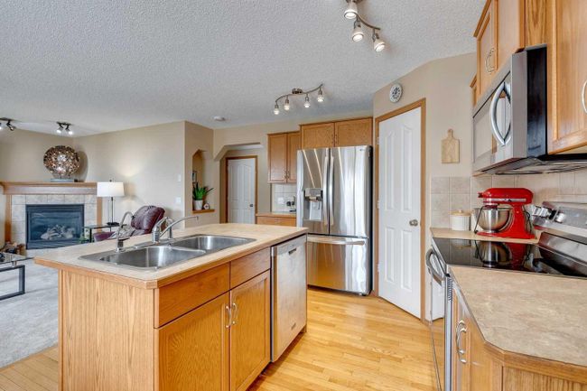 332 Cranfield Gardens Se, Home with 4 bedrooms, 3 bathrooms and 4 parking in Calgary AB | Image 10