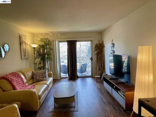 313-38500 Paseo Padre Pkwy, Fremont, CA, 94536 | Card Image