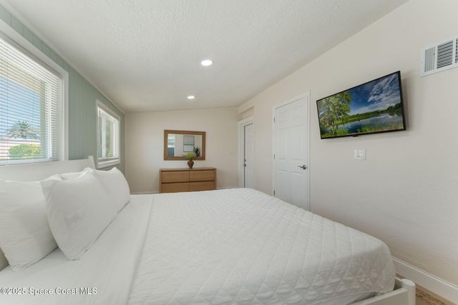 637 S Orlando Ave, Home with 0 bedrooms, 13 bathrooms and null parking in Cocoa Beach FL | Image 12