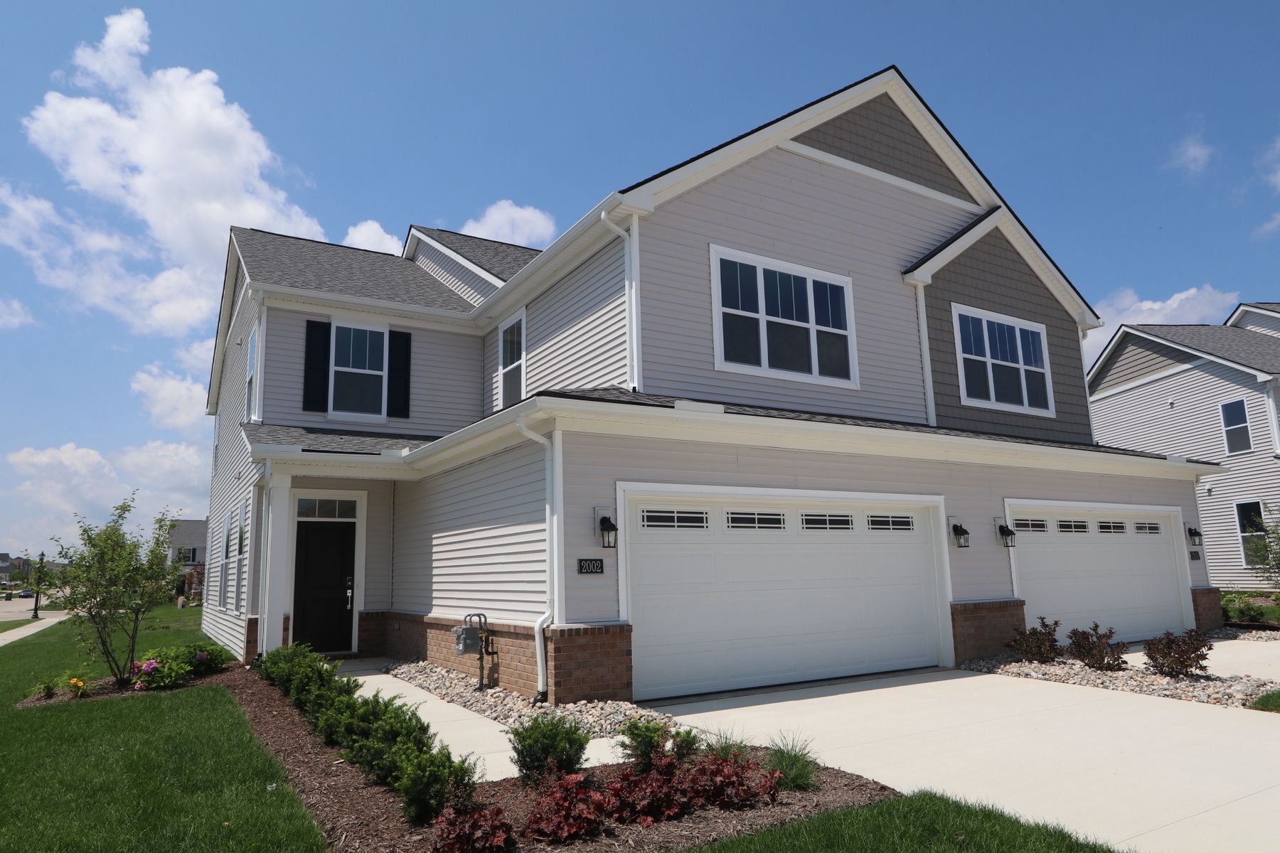 Mill Ln, Saline, MI 48176