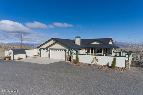 1875 View Ct, Fernley, NV, 89408-8690 | Card Image