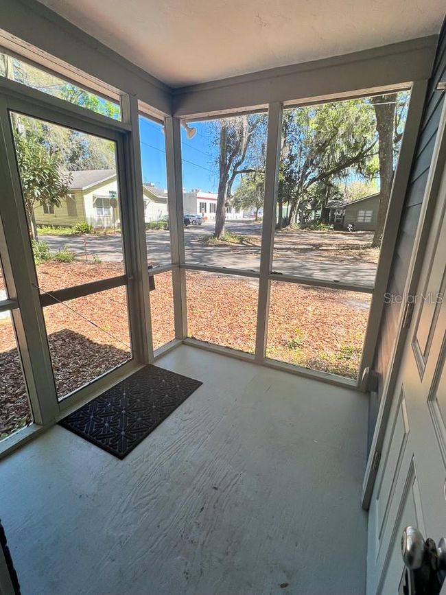 1327 Nw 6 Th Pl, House other with 2 bedrooms, 1 bathrooms and null parking in Gainesville FL | Image 15