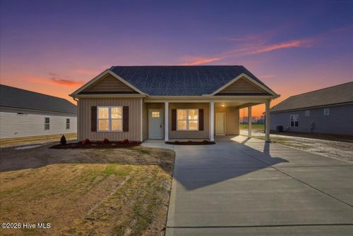 604 S Vance St, Fremont, NC, 27830-4403 | Card Image