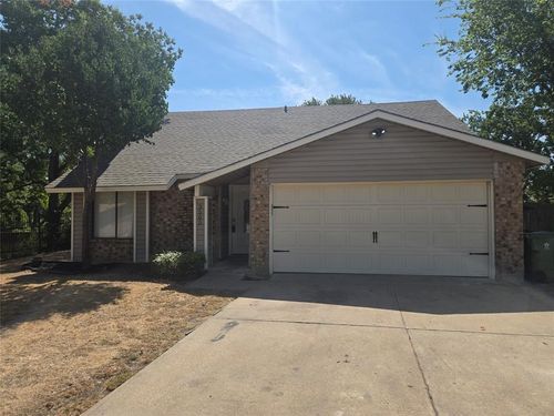 3505 Rush Springs Dr, Arlington, TX, 76016-4819 | Card Image