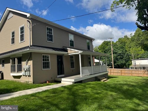 10 Newlinville Rd, COATESVILLE, PA, 19320-4203 | Card Image