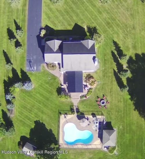 38 Robinwood Ln, Valatie, NY, 12184-9209 | Card Image