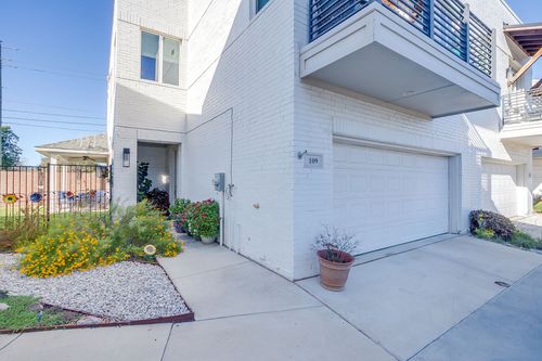 109 Crossroads Cir, Westworth Village, TX, 76114-1555 | Card Image