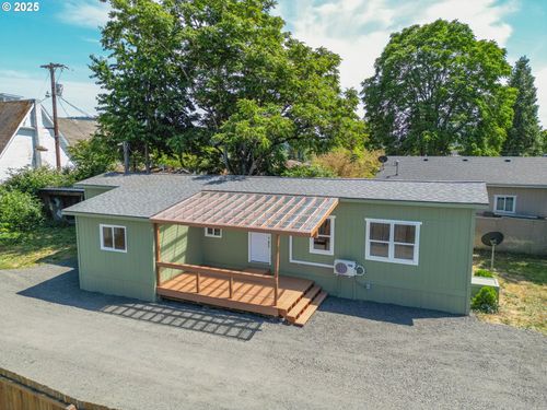 156 Cedar St, Yoncalla, OR, 97499-8706 | Card Image