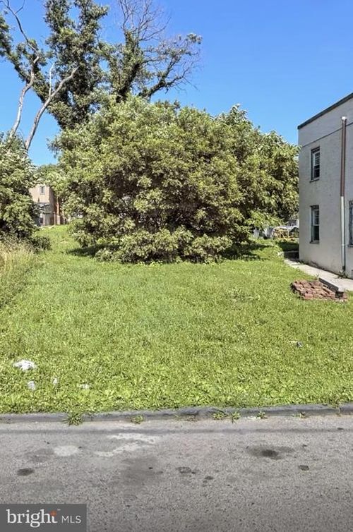 921 N 47th St, Philadelphia, PA, 19131-5203 | Card Image