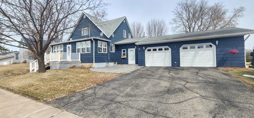 404 Hoff Ave, Vining, MN, 56588-8807 | Card Image