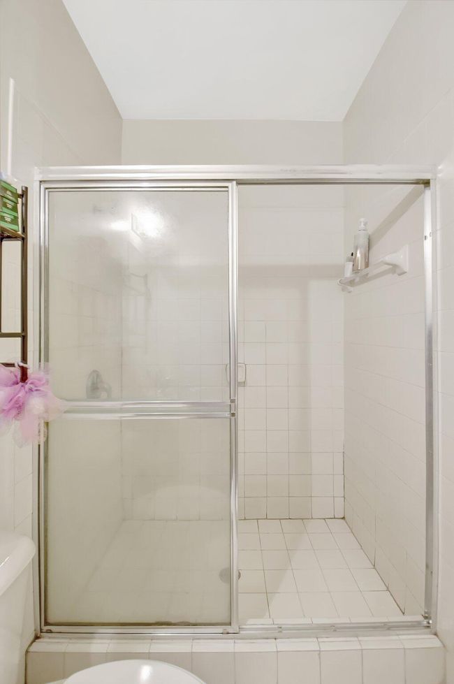 1910 Shoma Dr, Condo with 3 bedrooms, 4 bathrooms and null parking in Royal Palm Beach FL | Image 7