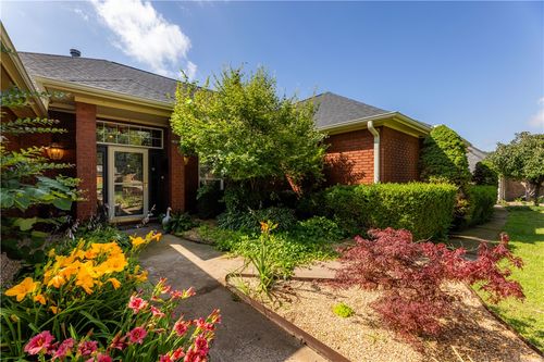 3977 Chesapeake St, Springdale, AR, 72762-8265 | Card Image