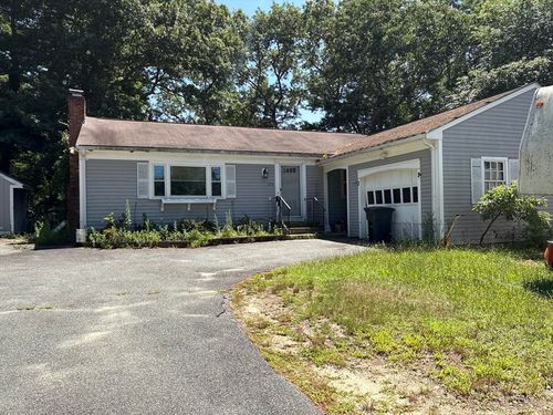 220 Federal Furnace Rd, Plymouth, MA, 02360-4784 | Card Image