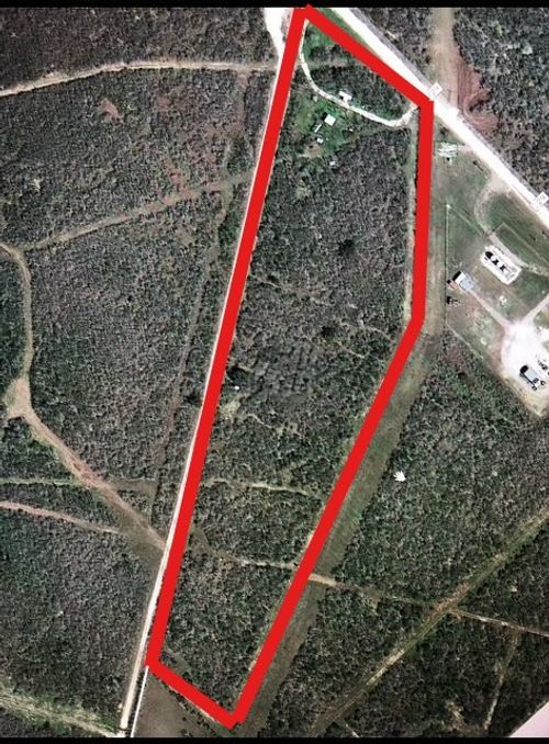 211 County Road 229, Three Rivers, TX, 78071-2729 | Card Image