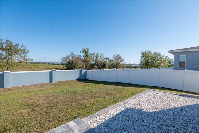 13233 Lake Yale View Loop, House other with 3 bedrooms, 2 bathrooms and null parking in GRAND ISLAND FL | Image 15