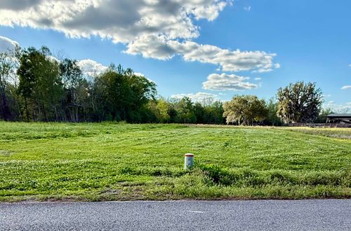 610 Bayou Dr, Pierre Part, LA, 70339-4612 | Card Image