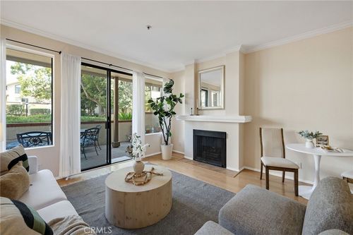 unit-109-2571 Plaza Del Amo, Torrance, CA, 90503-8967 | Card Image