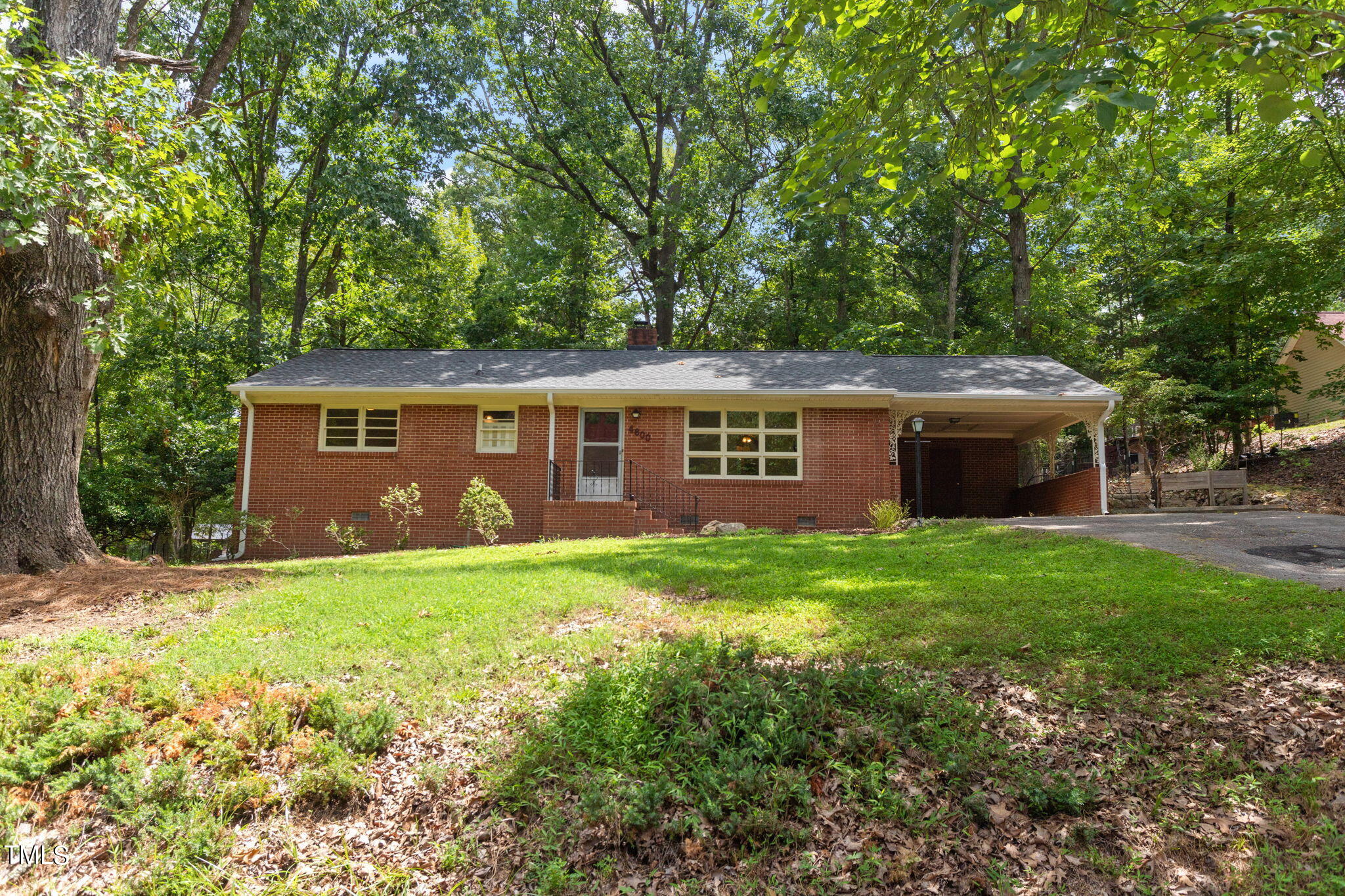 Lochaven Dr, Durham, NC 27712