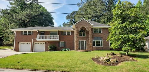 3662 Rock Springs Dr Sw, Smyrna, GA, 30082-2936 | Card Image
