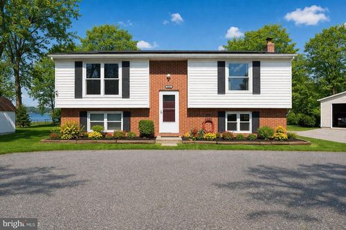 221 Antietam Rd, BALTIMORE, MD, 21221-1503 | Card Image