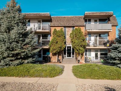 301 - 1716 Henderson Lake Blvd S, Condo with 2 bedrooms, 1 bathrooms and 2 parking in Lethbridge AB | Image 1