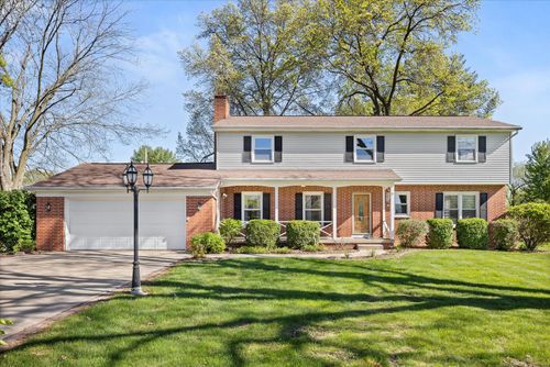 8 Groveland St, Streator, IL, 61364-1061 | Card Image