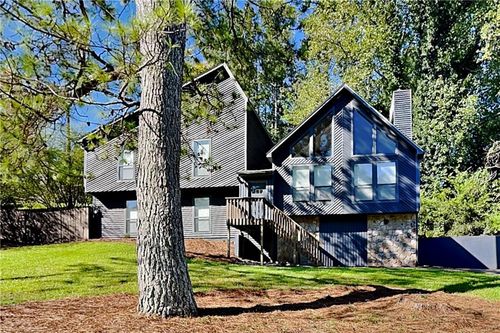 570 Charing Cross Dr, Marietta, GA, 30066-2555 | Card Image