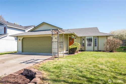 121 Adams Dr, Kelso, WA, 98626-1868 | Card Image