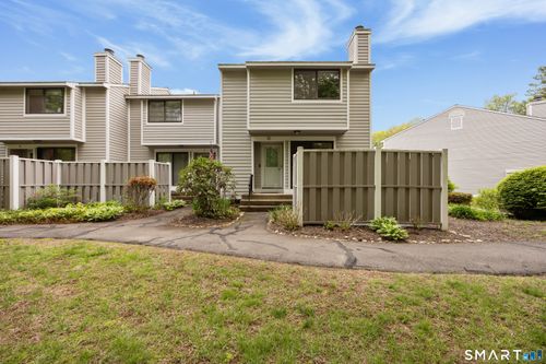10-10 Ives Hill Court, Cheshire, CT, 06410 | Card Image