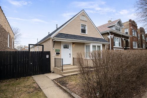 2310 Cuyler Ave, Berwyn, IL, 60402-2410 | Card Image