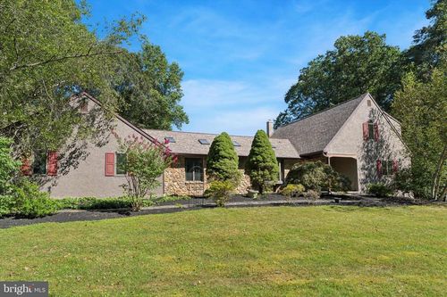 113 Risbon Rd, HONEY BROOK, PA, 19344-1755 | Card Image