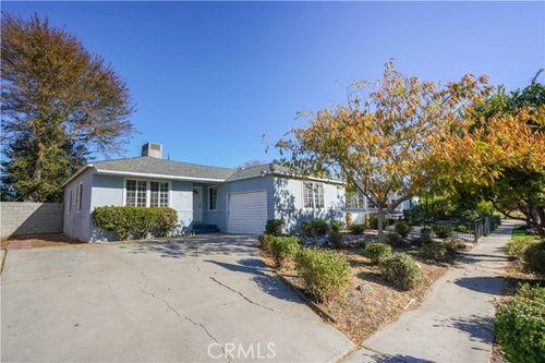 19113 Archwood St, Reseda, CA, 91335-5002 | Card Image