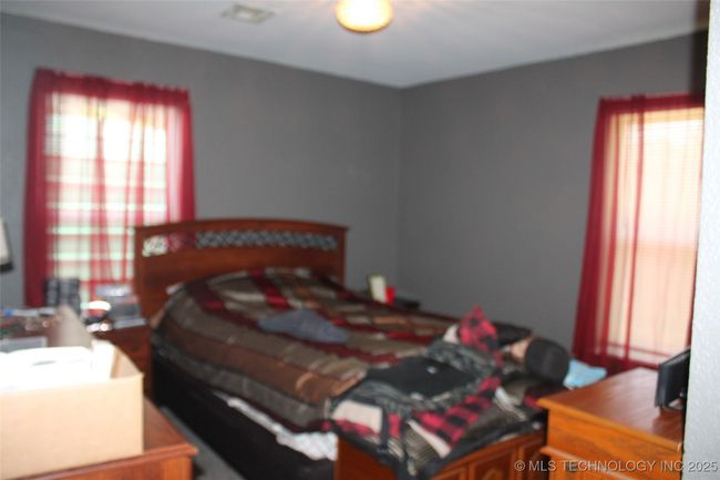 630 S Oyama St, House other with 3 bedrooms, 2 bathrooms and null parking in Kiowa OK | Image 17