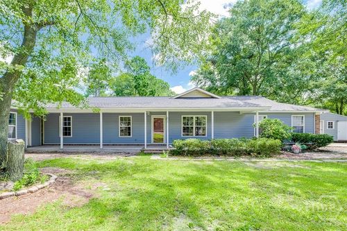 615 Plantation Dr, Rincon, GA, 31326-9188 | Card Image