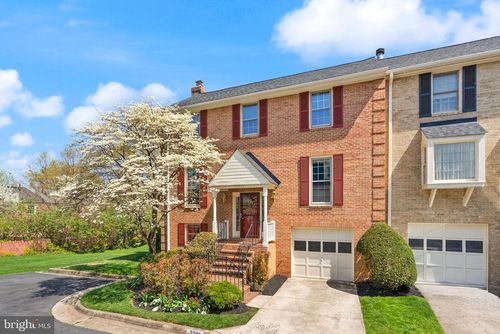 7-7001 Dunningham Pl, Mclean, VA, 22101-4339 | Card Image