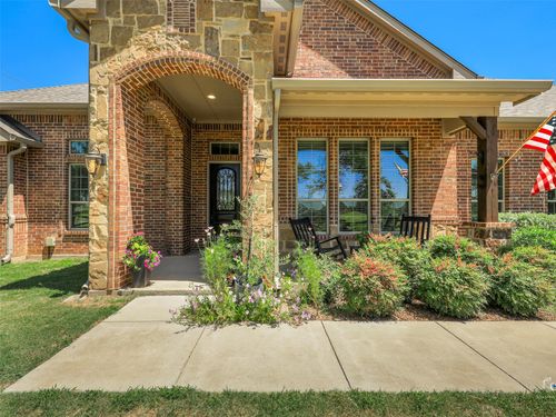 101 Sandlin Ct, Springtown, TX, 76082-7141 | Card Image