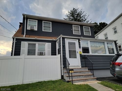 383 Hobart Ave, Haledon, NJ, 07508-1301 | Card Image