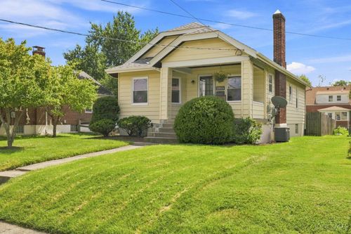 3805 Lansdowne Ave, Deer Park, OH, 45236-3051 | Card Image