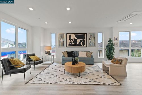 27277 Cosmo Ct, Hayward, CA, 94544-4159 | Card Image