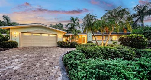 734 Indian Beach Cir, SARASOTA, FL, 34234-5741 | Card Image