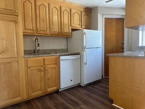 apt-g-77 Wyman St, Waban, MA, 02468-1533 | Card Image