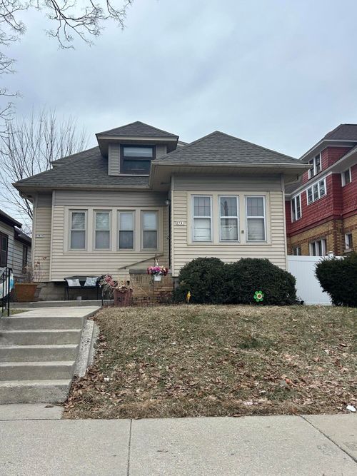 2741 N 52nd St, Milwaukee, WI, 53210-2315 | Card Image