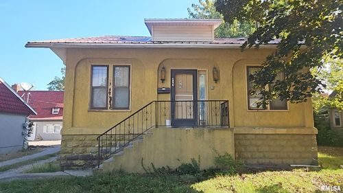 423 S Lincoln Blvd, Centralia, IL, 62801-4322 | Card Image