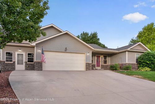 65 Pinyon Pl, Parachute, CO, 81635-9526 | Card Image