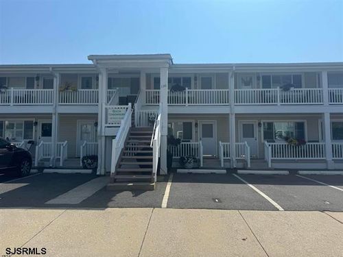 130 N Adams Ave, MARGATE CITY, NJ, 08402-1099 | Card Image