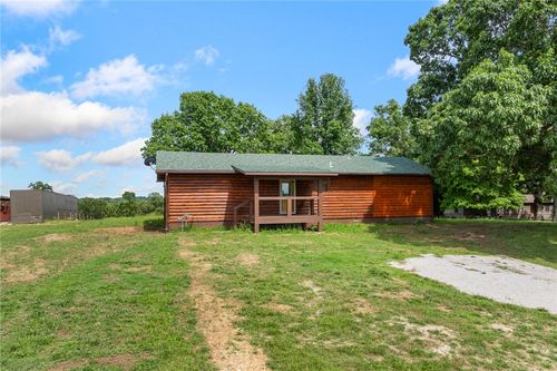 2530 Cottonwood Rd, Harrison, AR, 72601-7710 | Card Image