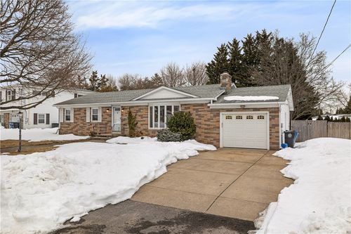 127 Dellwood Rd, Cranston, RI, 02920-8000 | Card Image