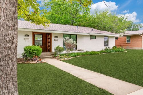 9513 Dixie Ln, Dallas, TX, 75228-3738 | Card Image